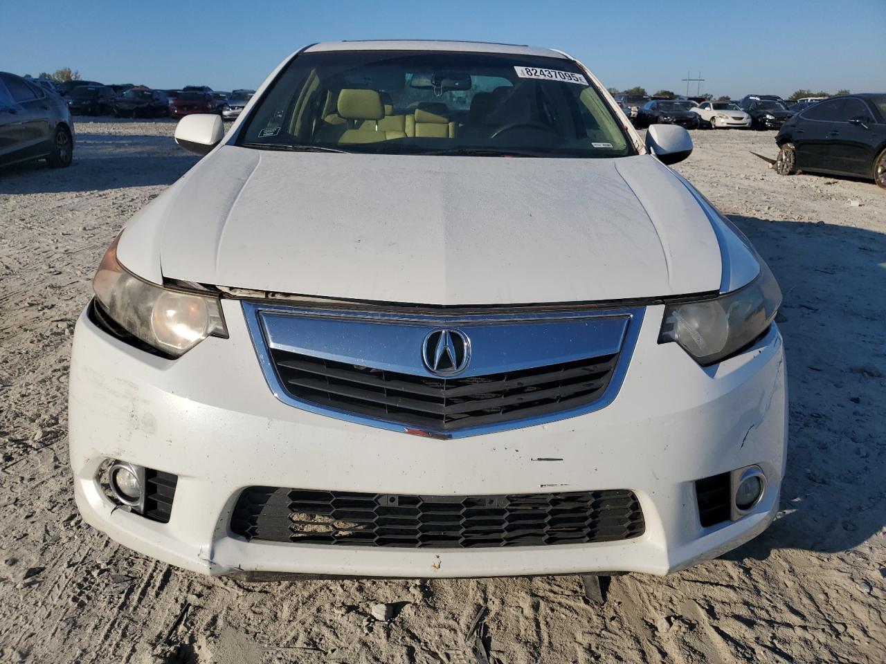 Фото: JH4CU2F41DC005525