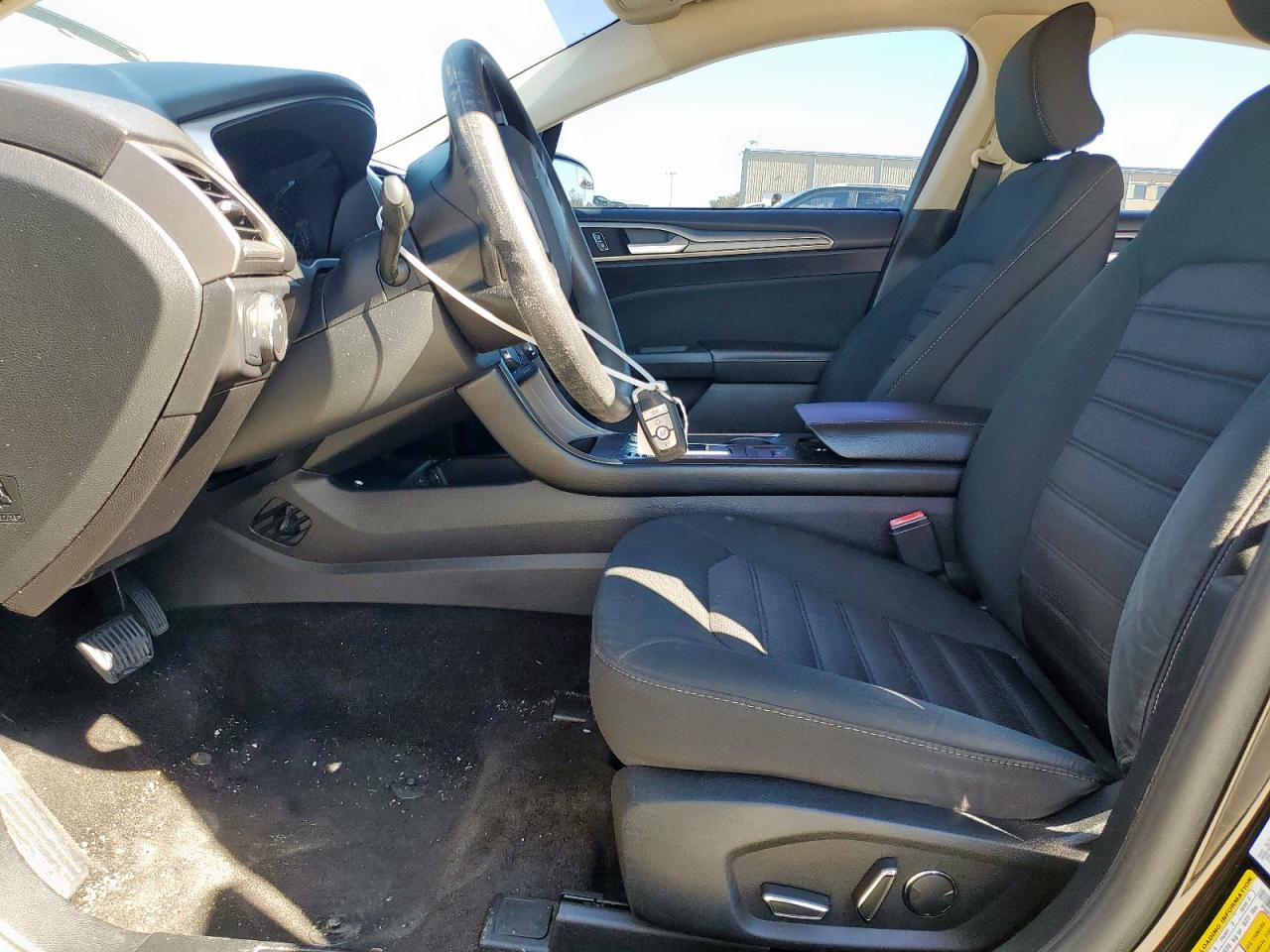 2018 Ford Fusion Se VIN: 3FA6P0H76JR135031 Lot: 90259605