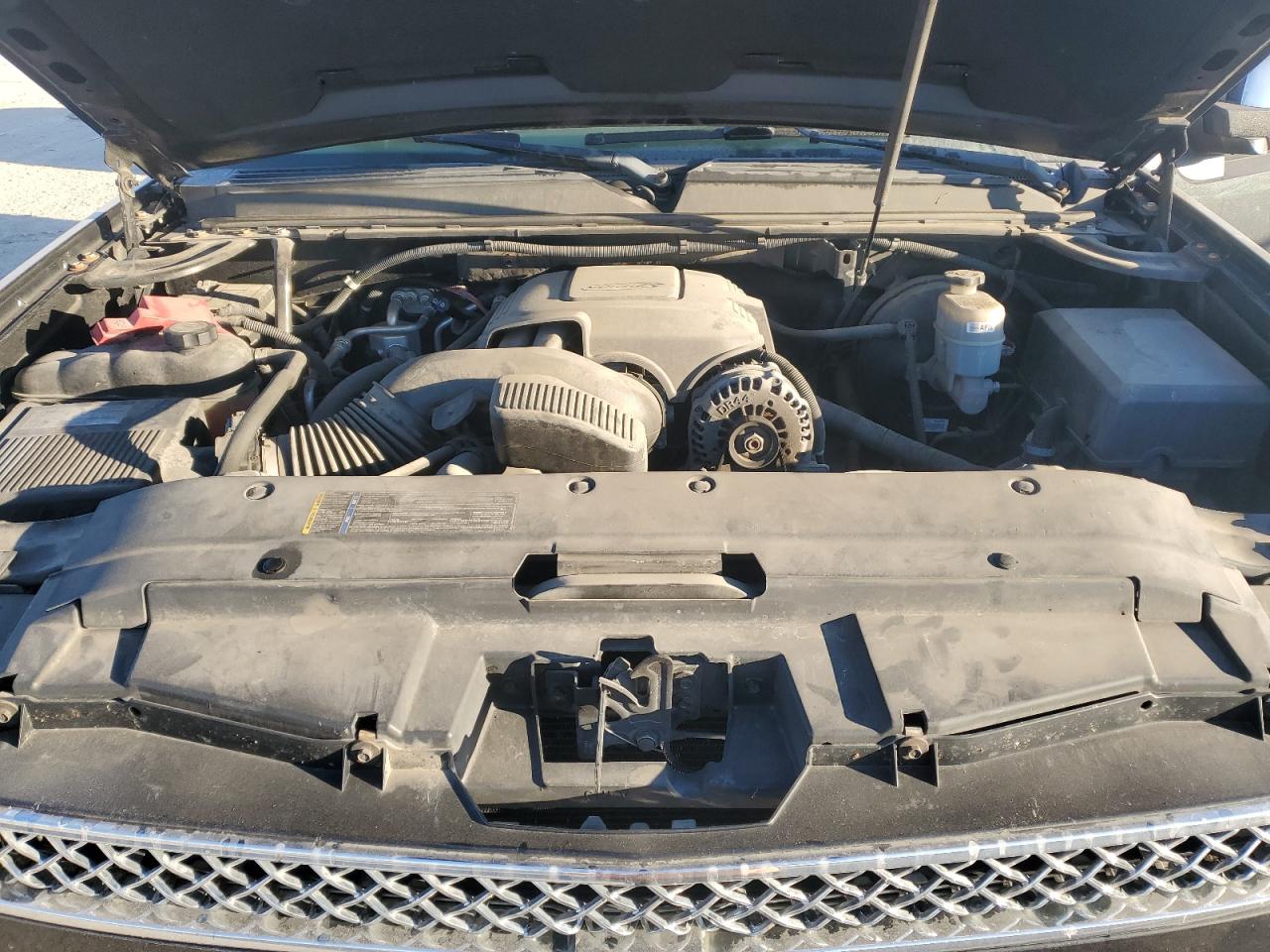 2010 Chevrolet Tahoe K1500 Ltz VIN: 1GNUKCE05AR183664 Lot: 84635845