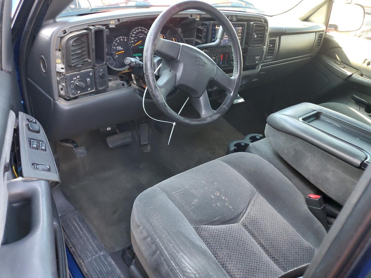 2003 Chevrolet Silverado C1500 VIN: 2GCEC19V831358344 Lot: 85141715