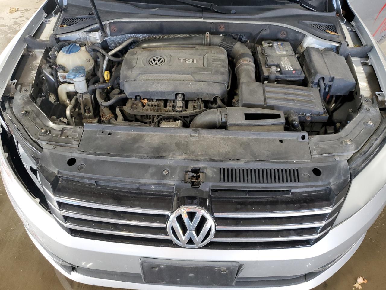 2015 Volkswagen Passat S VIN: 1VWAT7A38FC115785 Lot: 87085255