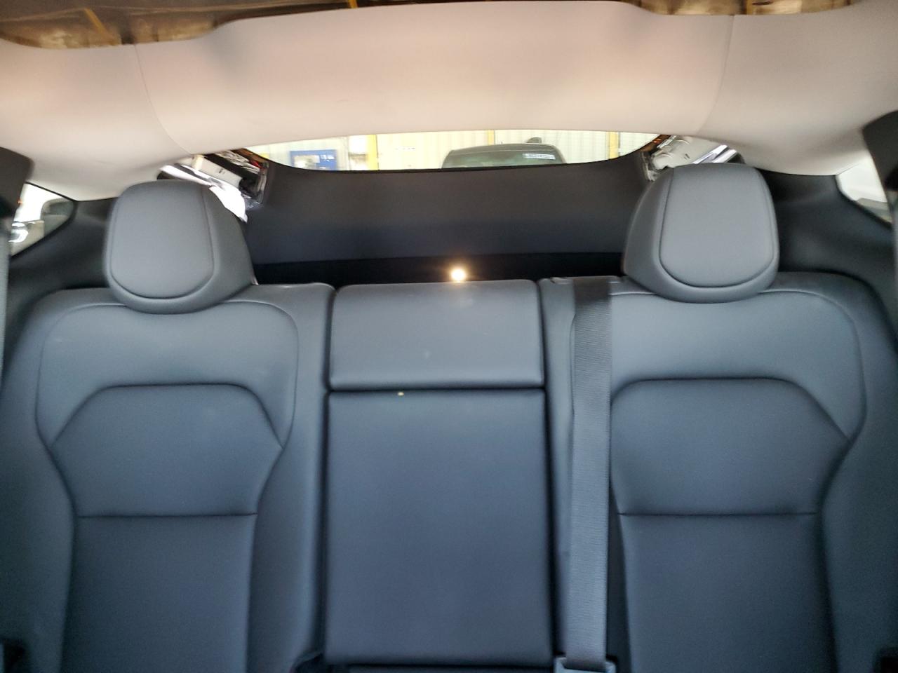 2026 Tesla Model Y VIN: 7SAYGDEE2TF321475 Lot: 84564745