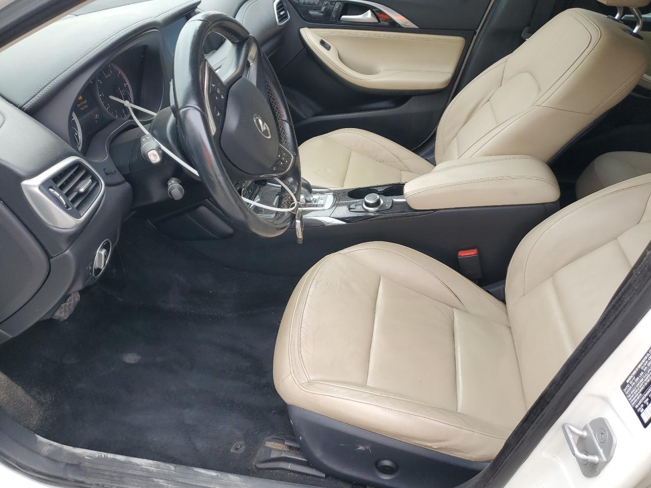 2017 Infiniti Qx30 Base VIN: SJKCH5CR4HA037472 Lot: 85839535