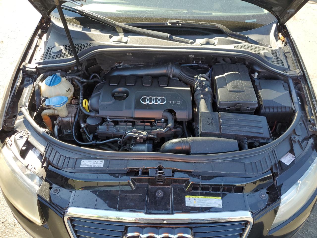 2013 Audi A3 Premium VIN: WAUBEAFM9DA028998 Lot: 85157915