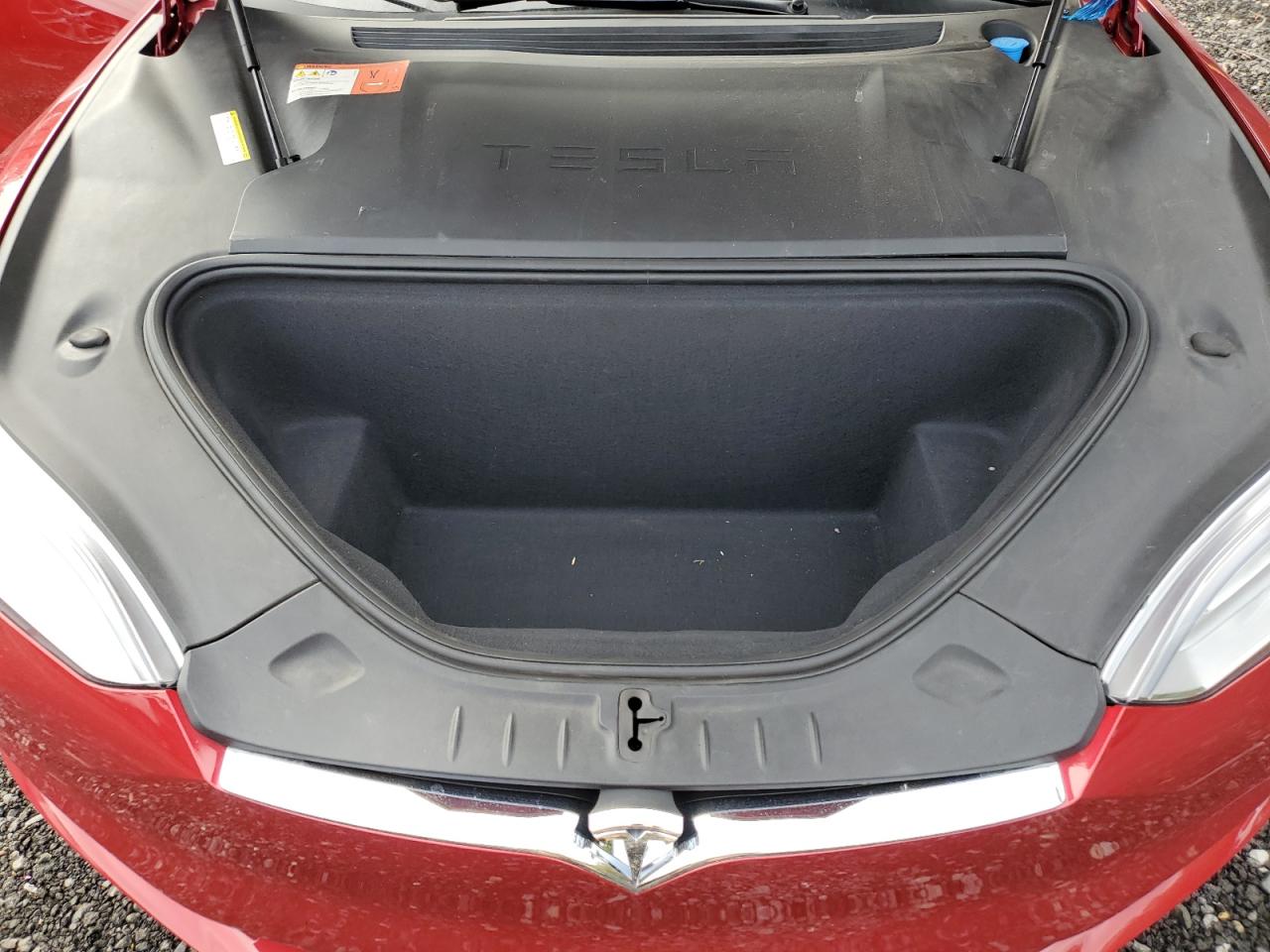 2016 Tesla Model S VIN: 5YJSA1E15GF160240 Lot: 86126255