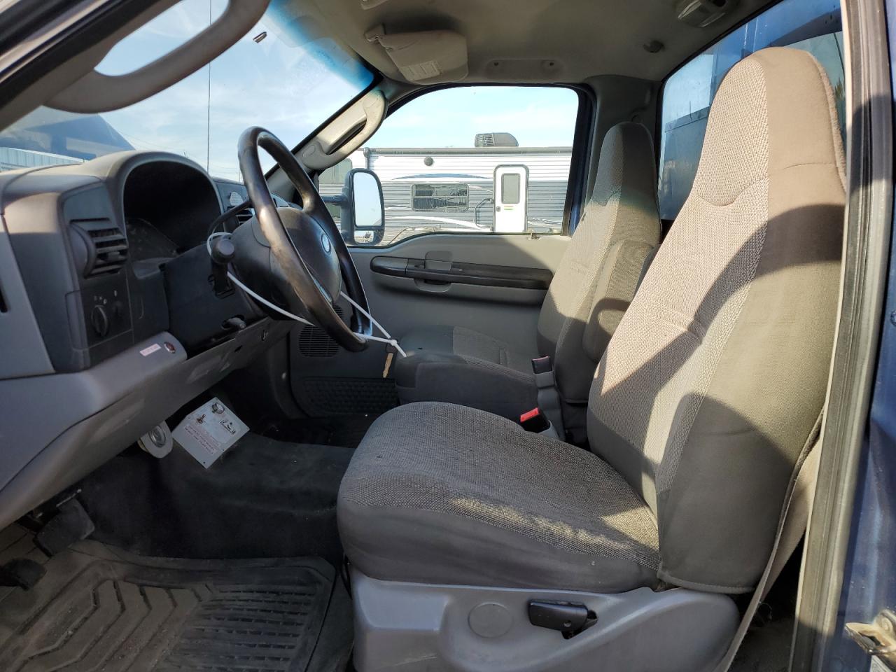 2006 Ford F550 Super Duty VIN: 1FDAF56P16EB90693 Lot: 85154295