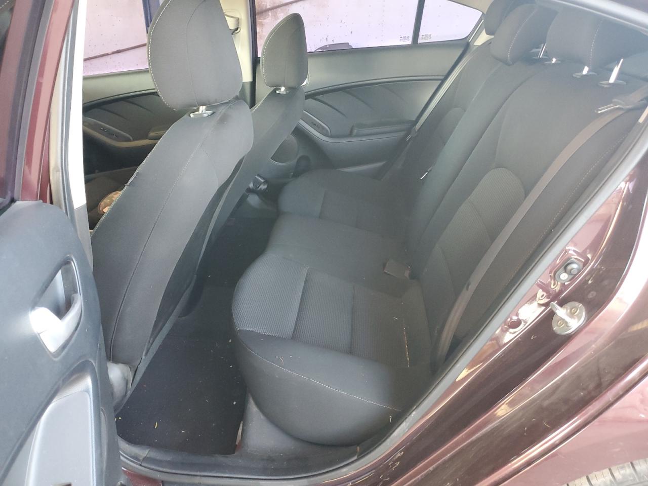 2017 Kia Forte Lx VIN: 3KPFK4A74HE053293 Lot: 82277575