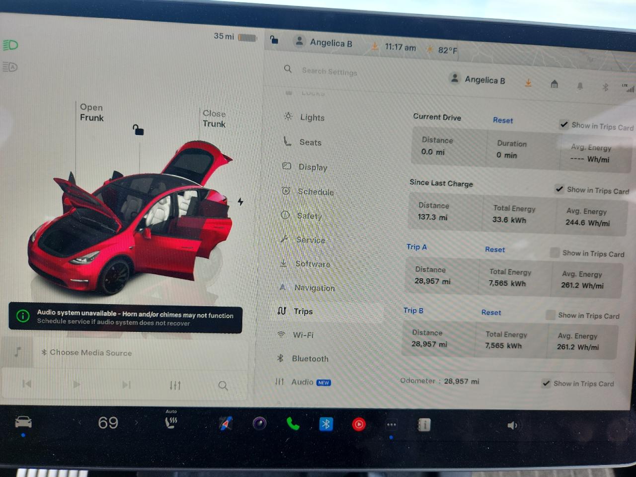 2024 Tesla Model Y VIN: 7SAYGDEF3RA332659 Lot: 86792325