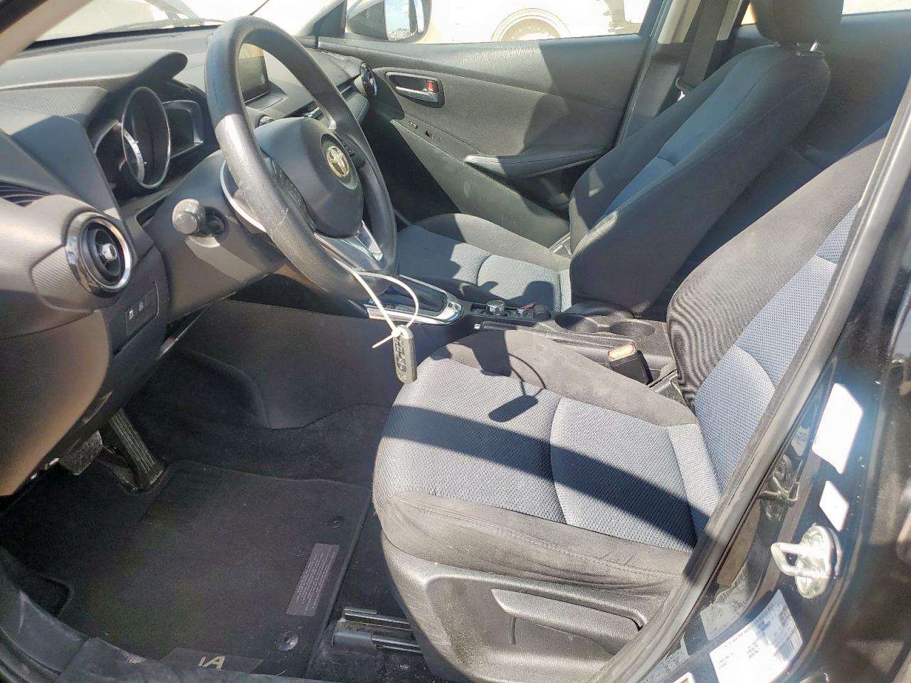 2017 Toyota Yaris Ia VIN: 3MYDLBYV7HY164692 Lot: 85586525