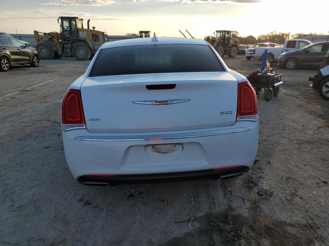 2015 Chrysler 300 Limited VIN: 2C3CCARG1FH854076 Lot: 86793555