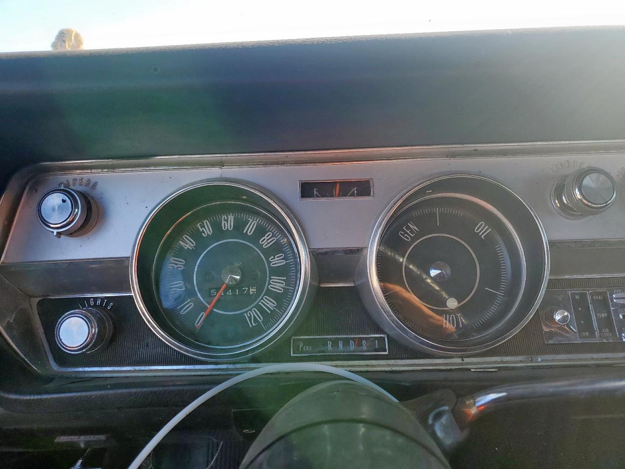 1976 Oldsmobile Vista VIN: 338657M367353 Lot: 90082225