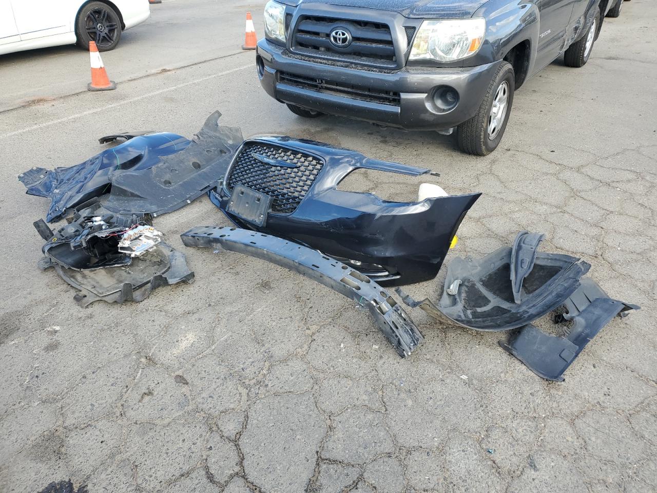 2018 Chrysler 300 S VIN: 2C3CCABG9JH214149 Lot: 84957585