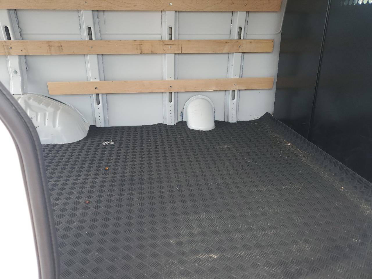 2025 Chevrolet Express G2500 VIN: 1GCWGAFP8S1159197 Lot: 85582315