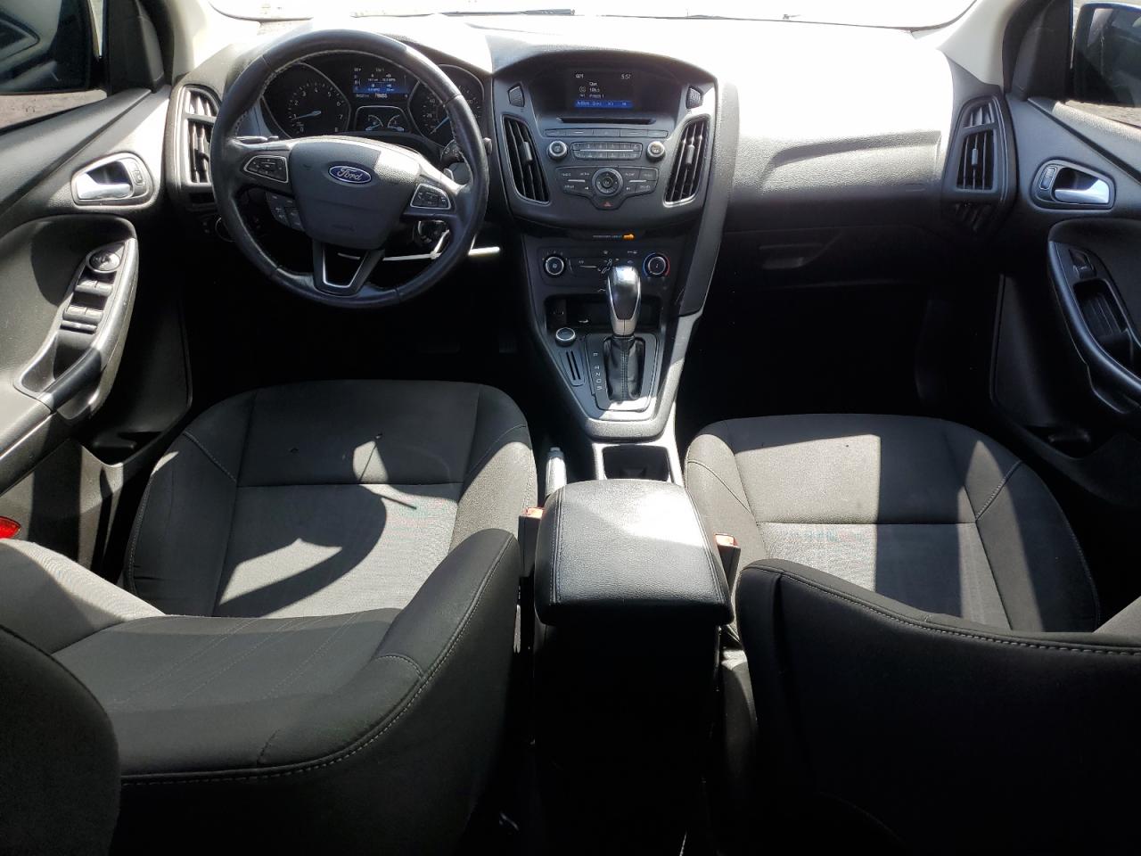 2016 Ford Focus Se VIN: 1FADP3F21GL227302 Lot: 86270835