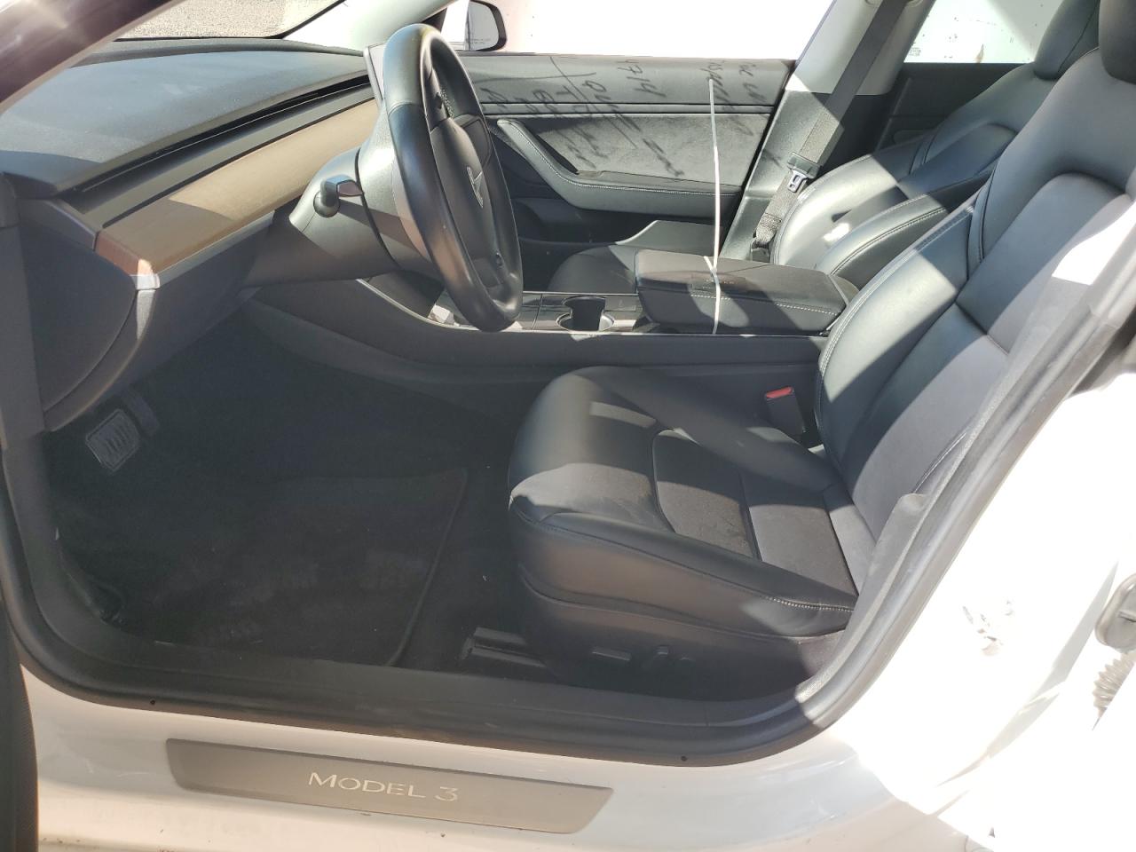 2018 Tesla Model 3 VIN: 5YJ3E1EA5JF039000 Lot: 85136245