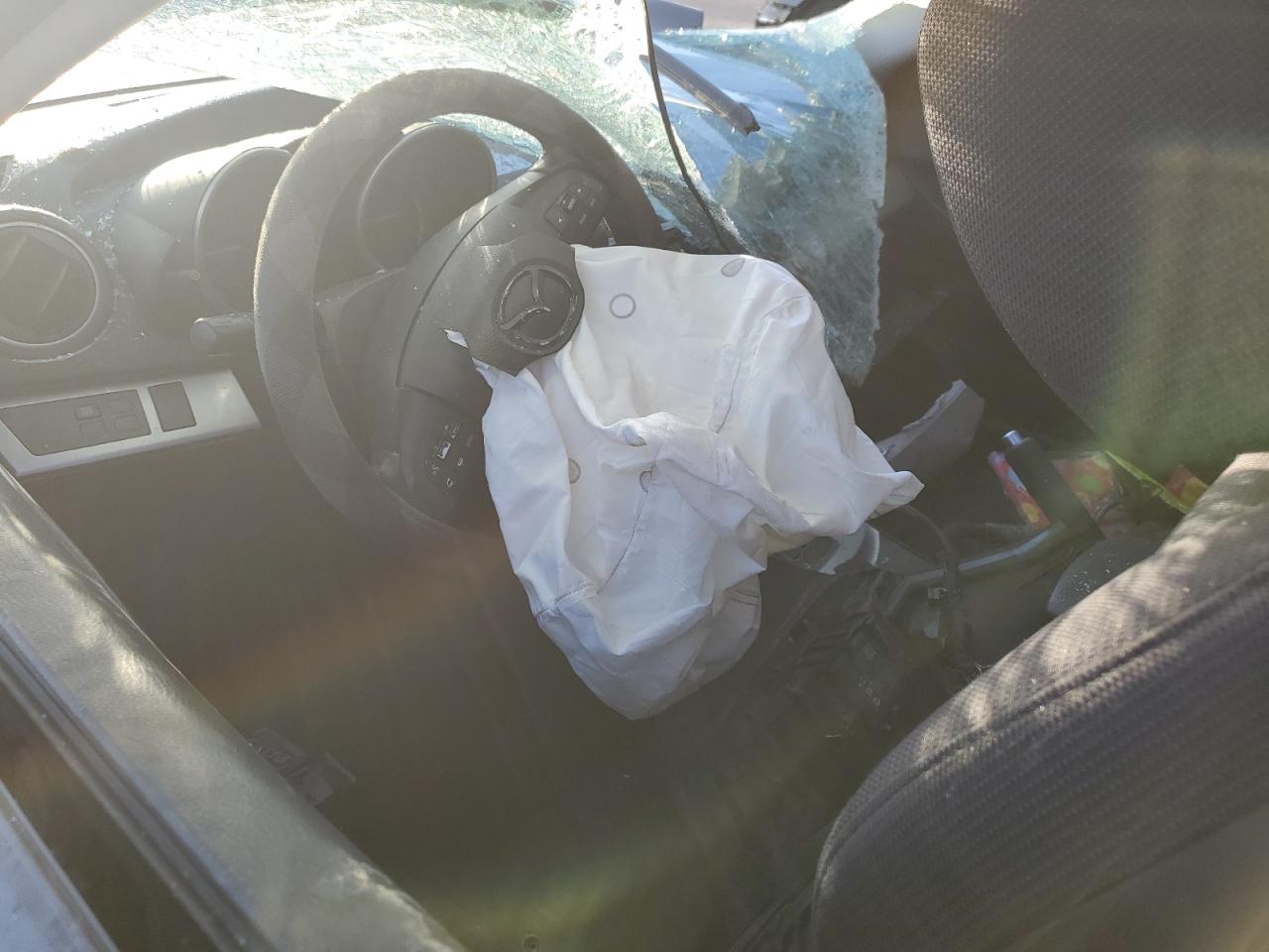 2010 Mazda 3 S VIN: JM1BL1S58A1109848 Lot: 81930435