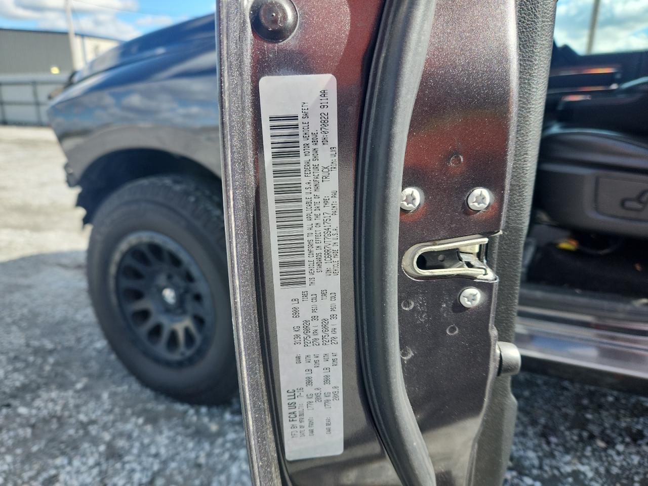 2016 Ram 1500 Laramie VIN: 1C6RR7VT7GS417517 Lot: 90631225