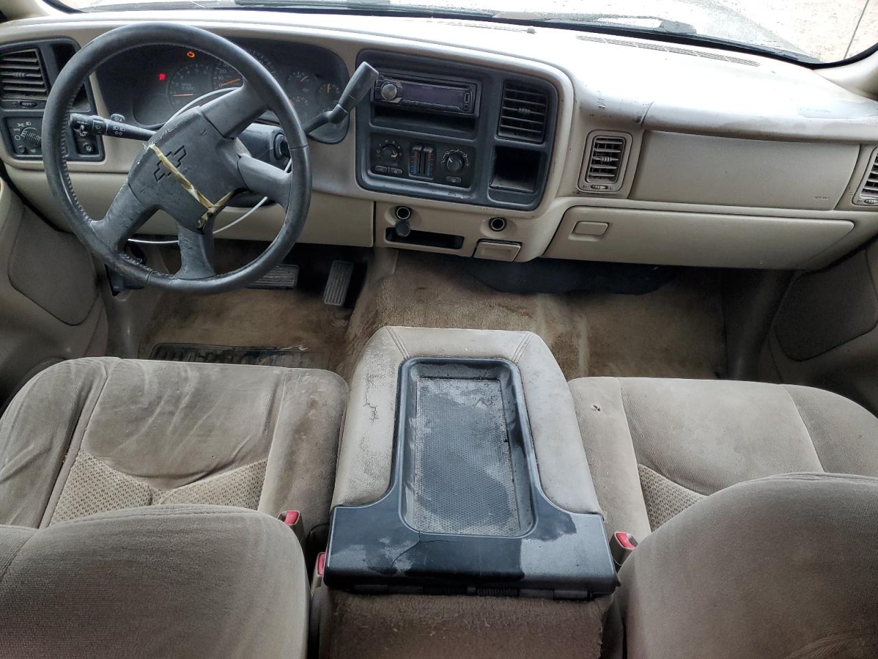 2003 Chevrolet Tahoe C1500 VIN: 1GNEC13V13R305590 Lot: 90326575