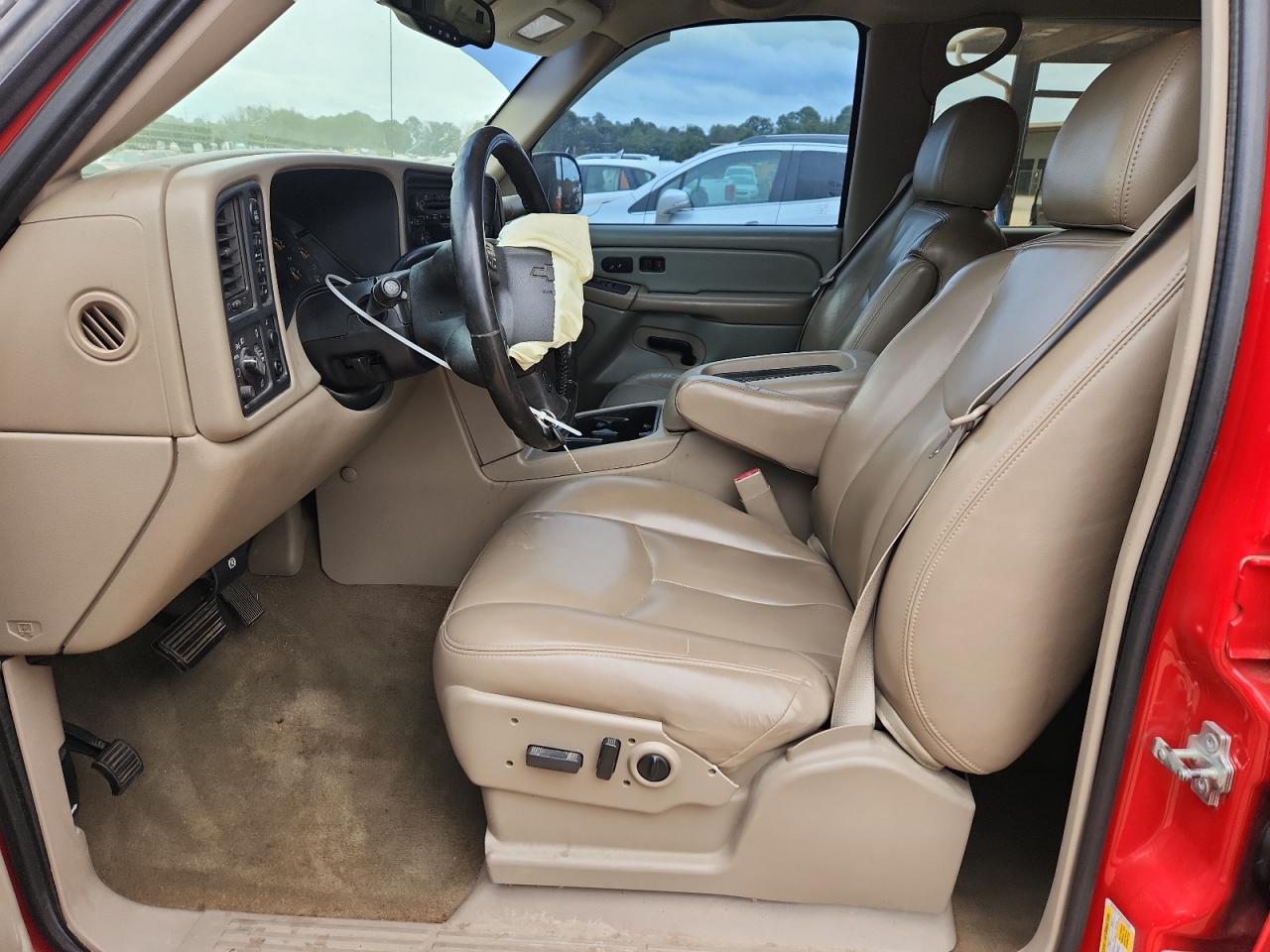 2006 Chevrolet Silverado K1500 VIN: 2GCEK13T961215255 Lot: 84579725