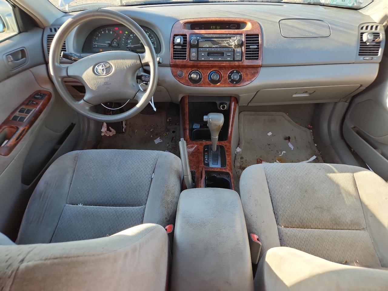 2004 Toyota Camry Le VIN: 4T1BE32K94U889594 Lot: 84562245