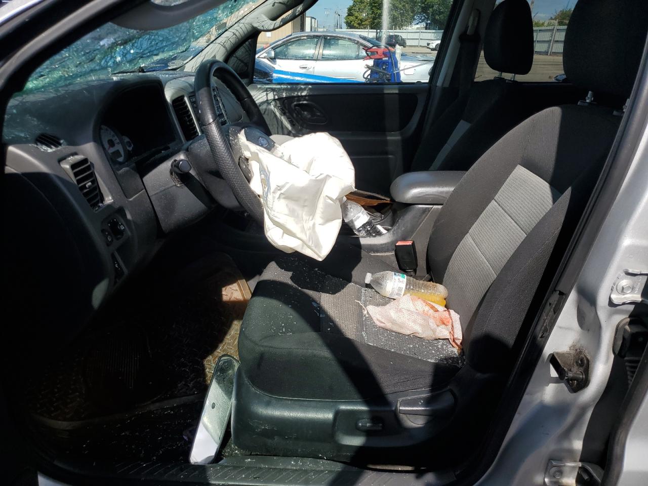 2007 Ford Escape Xlt VIN: 1FMYU03197KB96736 Lot: 82242325