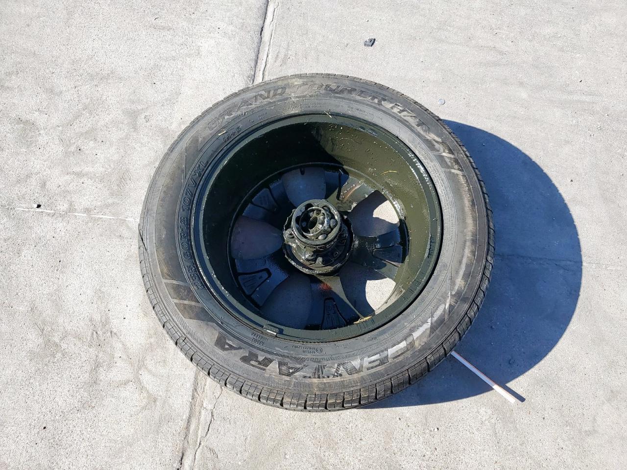 2018 Jeep Cherokee Latitude VIN: 1C4PJMCX9JD508828 Lot: 82277855