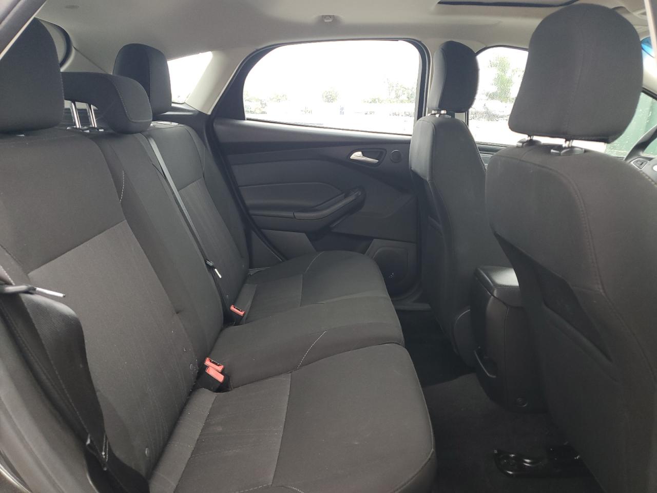 2017 Ford Focus Sel VIN: 1FADP3M24HL264512 Lot: 85156595