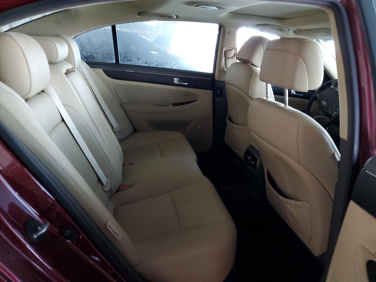 2011 Hyundai Genesis 3.8L VIN: KMHGC4DE0BU141662 Lot: 85555535