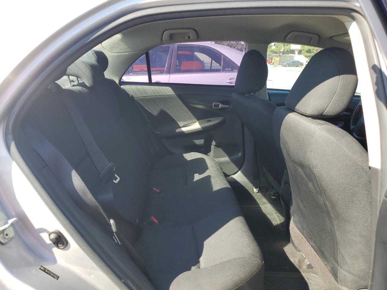 2010 Toyota Corolla Base VIN: 2T1BU4EE7AC414652 Lot: 82316245