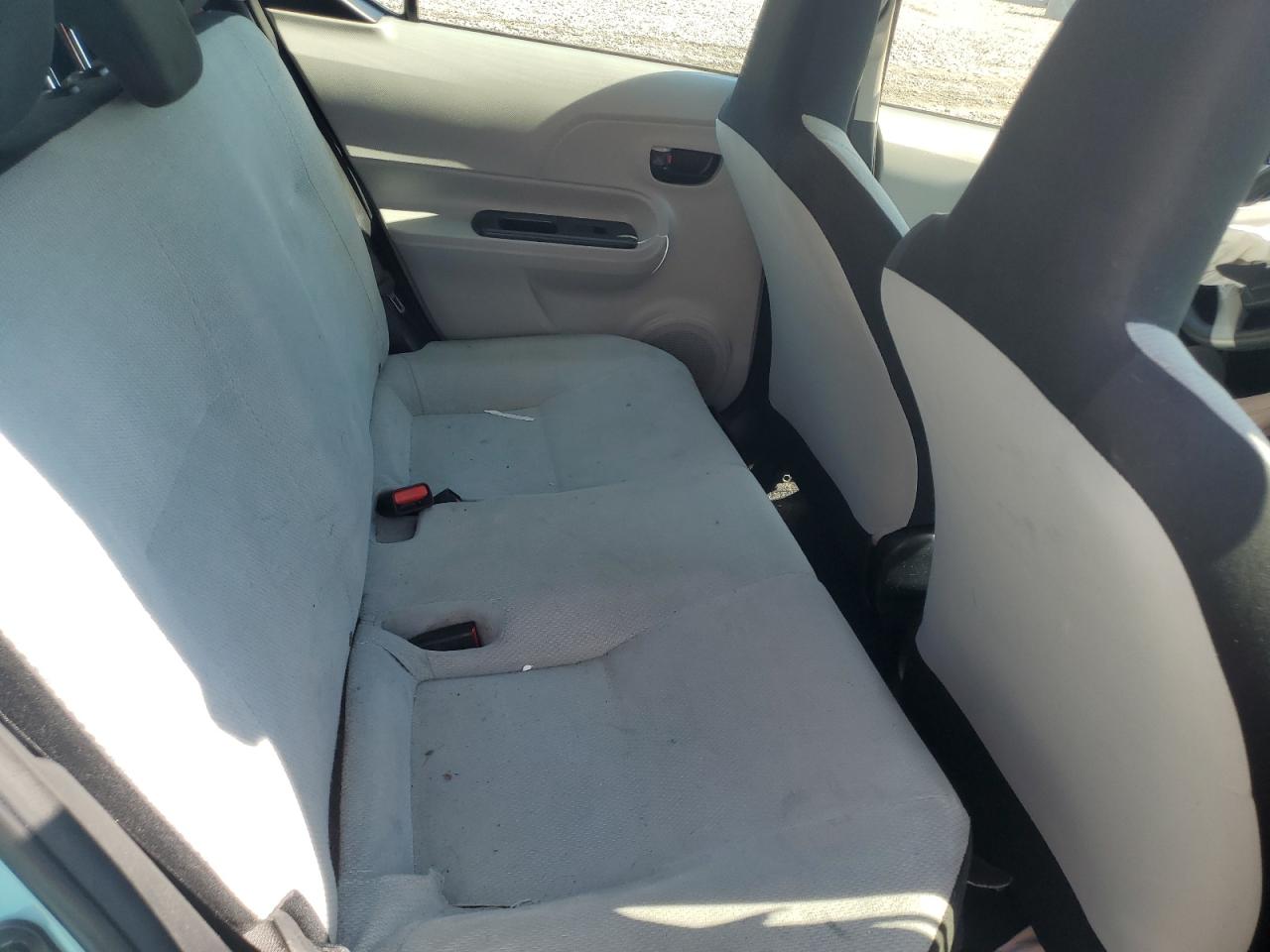 2013 Toyota Prius C VIN: JTDKDTB39D1036758 Lot: 84961135