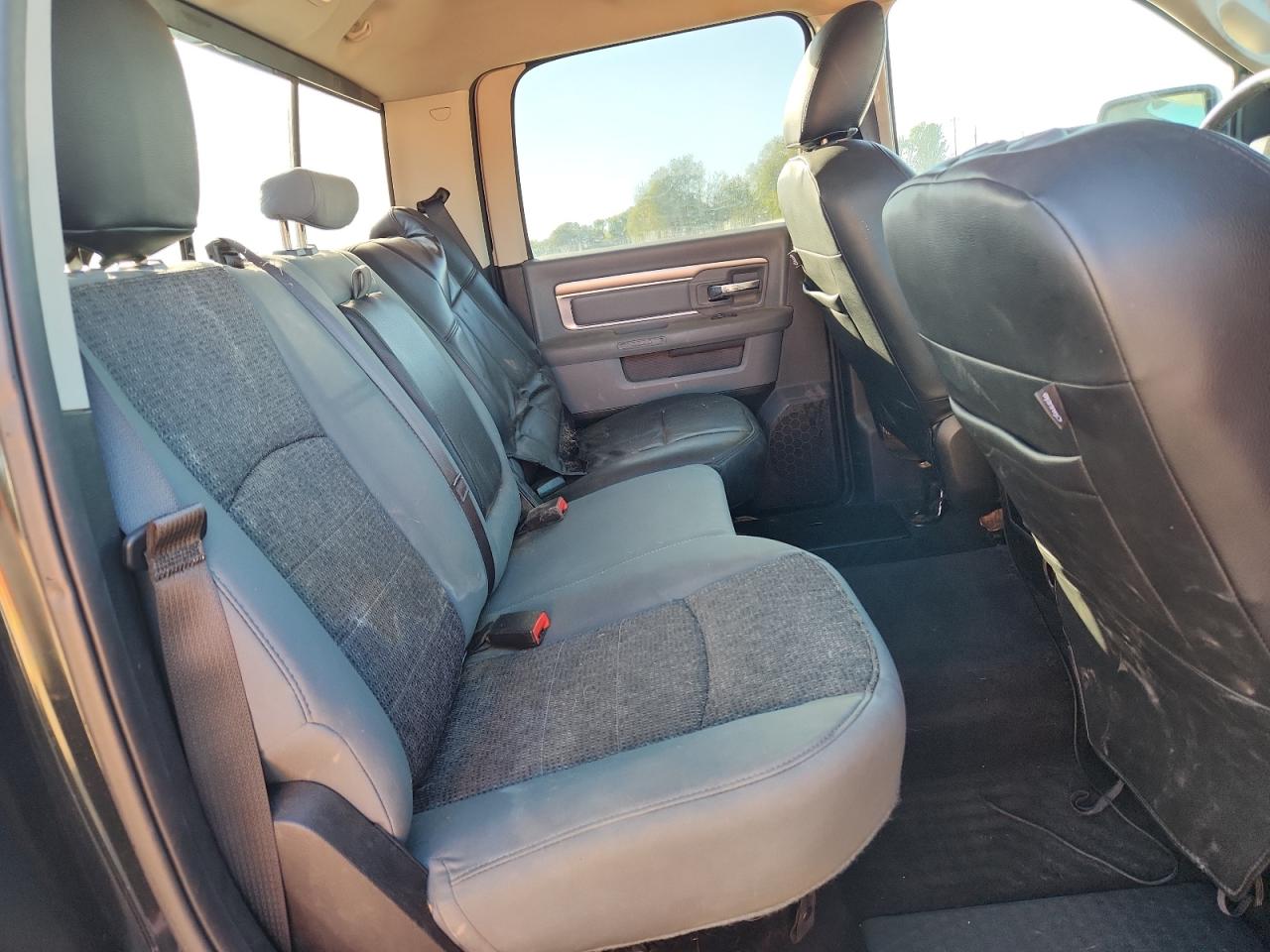 2017 Ram 1500 Slt VIN: 1C6RR7LG9HS858623 Lot: 86073585