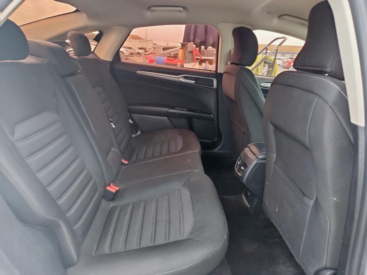 2017 Ford Fusion Se Hybrid VIN: 3FA6P0LU8HR306840 Lot: 90268565