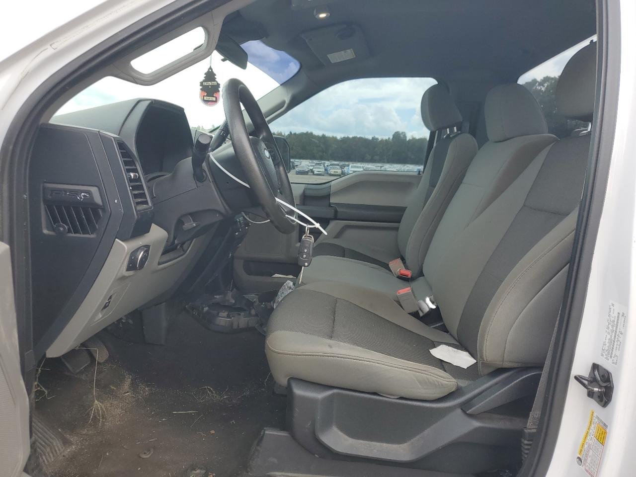 2019 Ford F150 VIN: 1FTMF1C53KKD62683 Lot: 82330725