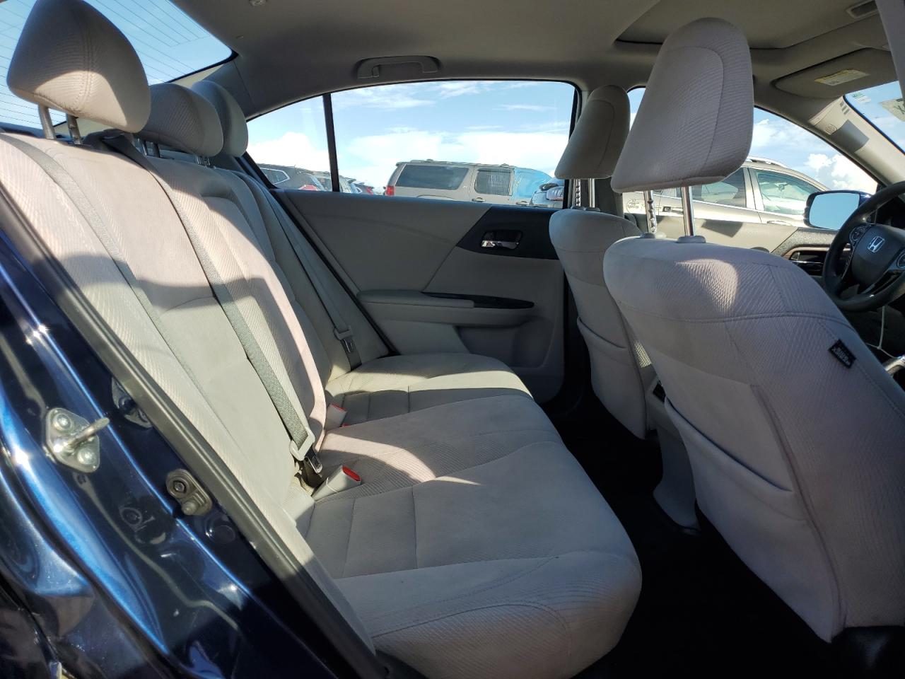 2017 Honda Accord Ex VIN: 1HGCR2F71HA042929 Lot: 85732135