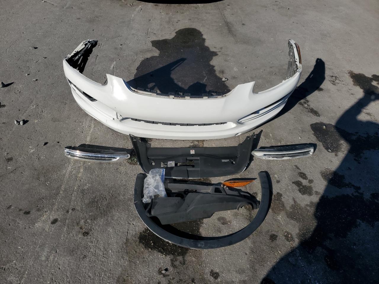 2014 Porsche Cayenne VIN: WP1AA2A28ELA95344 Lot: 90610935