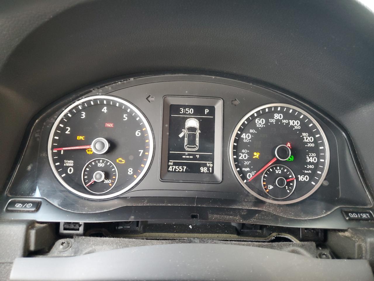 2018 Volkswagen Tiguan Limited VIN: WVGAV7AXXJK006030 Lot: 84971955