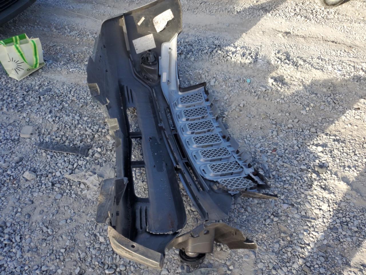 2015 Jeep Compass Sport VIN: 1C4NJDAB1FD100264 Lot: 82211605