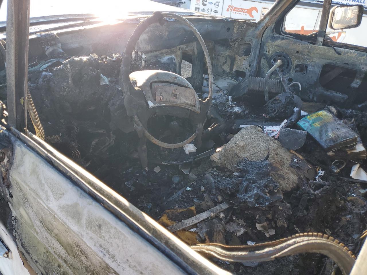 1994 Ford F350 Super Duty Flatbed Truck VIN: 1FTHF36F8RNB82402 Lot: 90617075