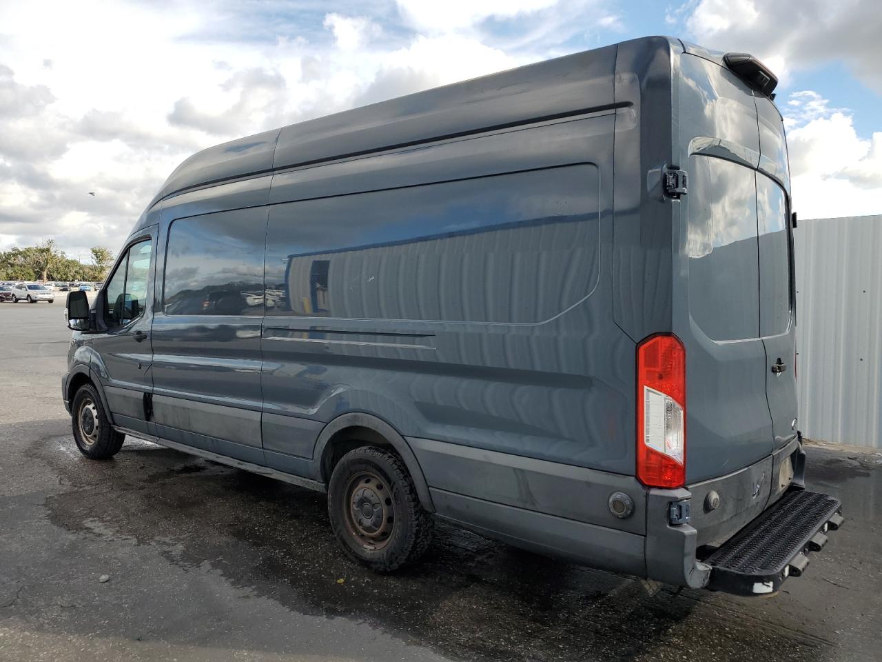 Фото: 1FTBR3X83LKB04261