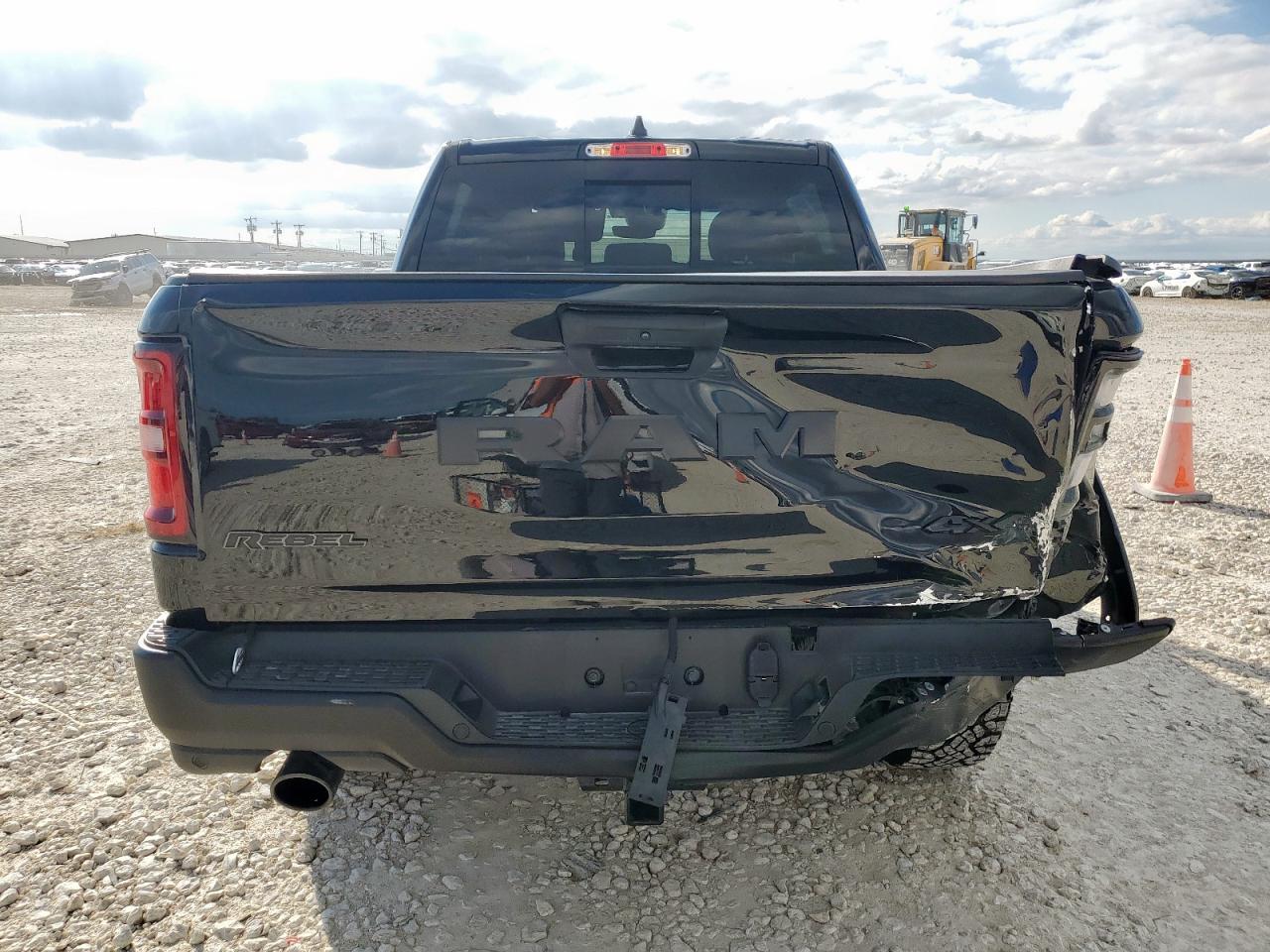 2025 Ram 1500 Rebel VIN: 1C6SRFLP0SN633704 Lot: 90364755