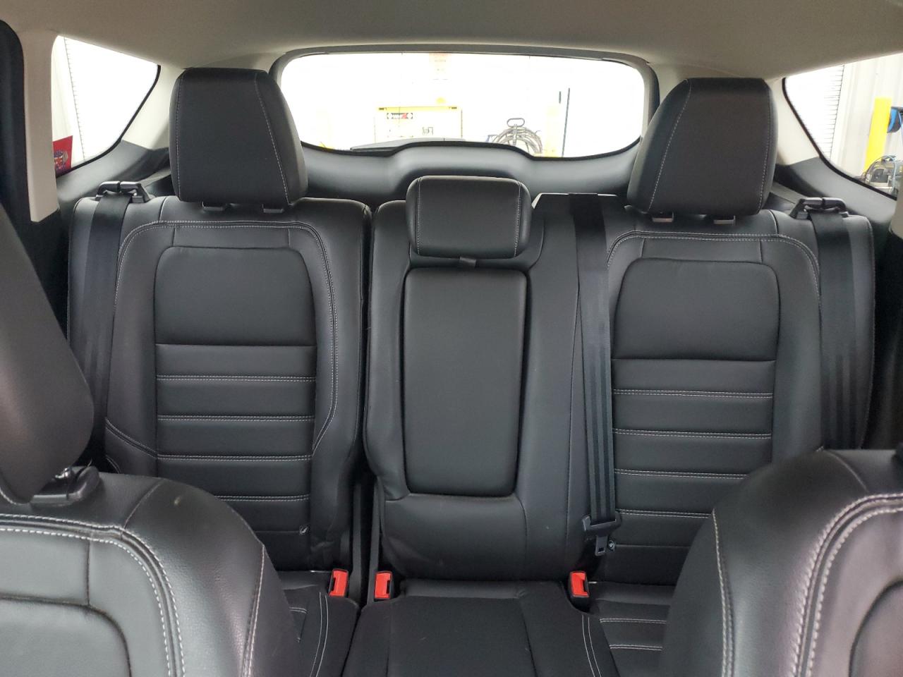 2018 Ford Escape Titanium VIN: 1FMCU0J98JUB12209 Lot: 90128185