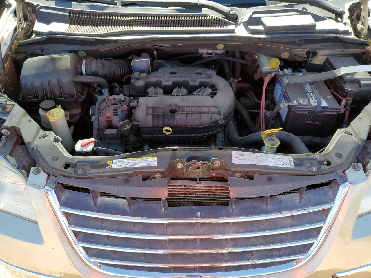 2010 Chrysler Town & Country Limited VIN: 2A4RR7DX7AR333357 Lot: 87427815