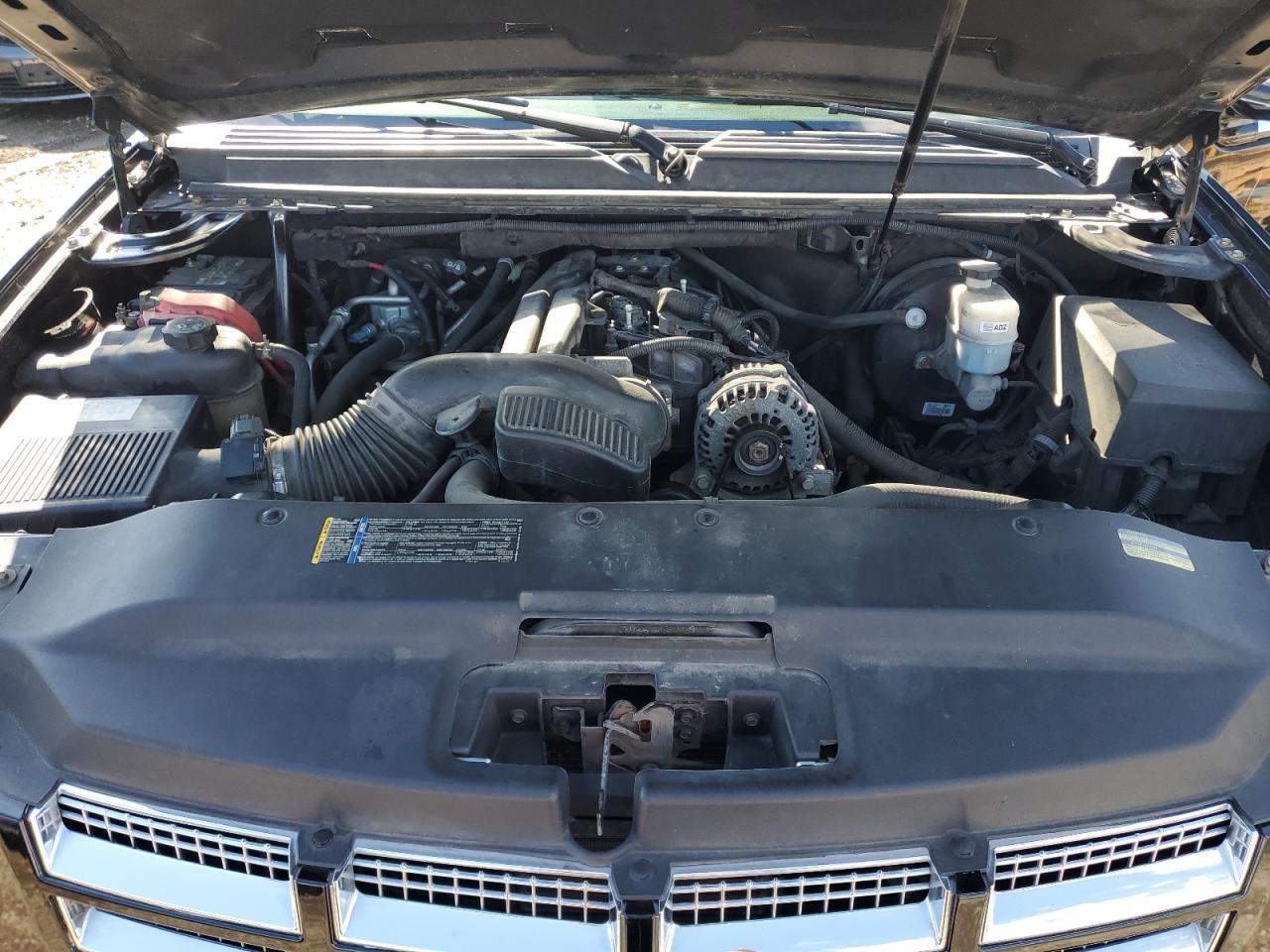 2009 Cadillac Escalade Luxury VIN: 1GYFK23229R262621 Lot: 85377285