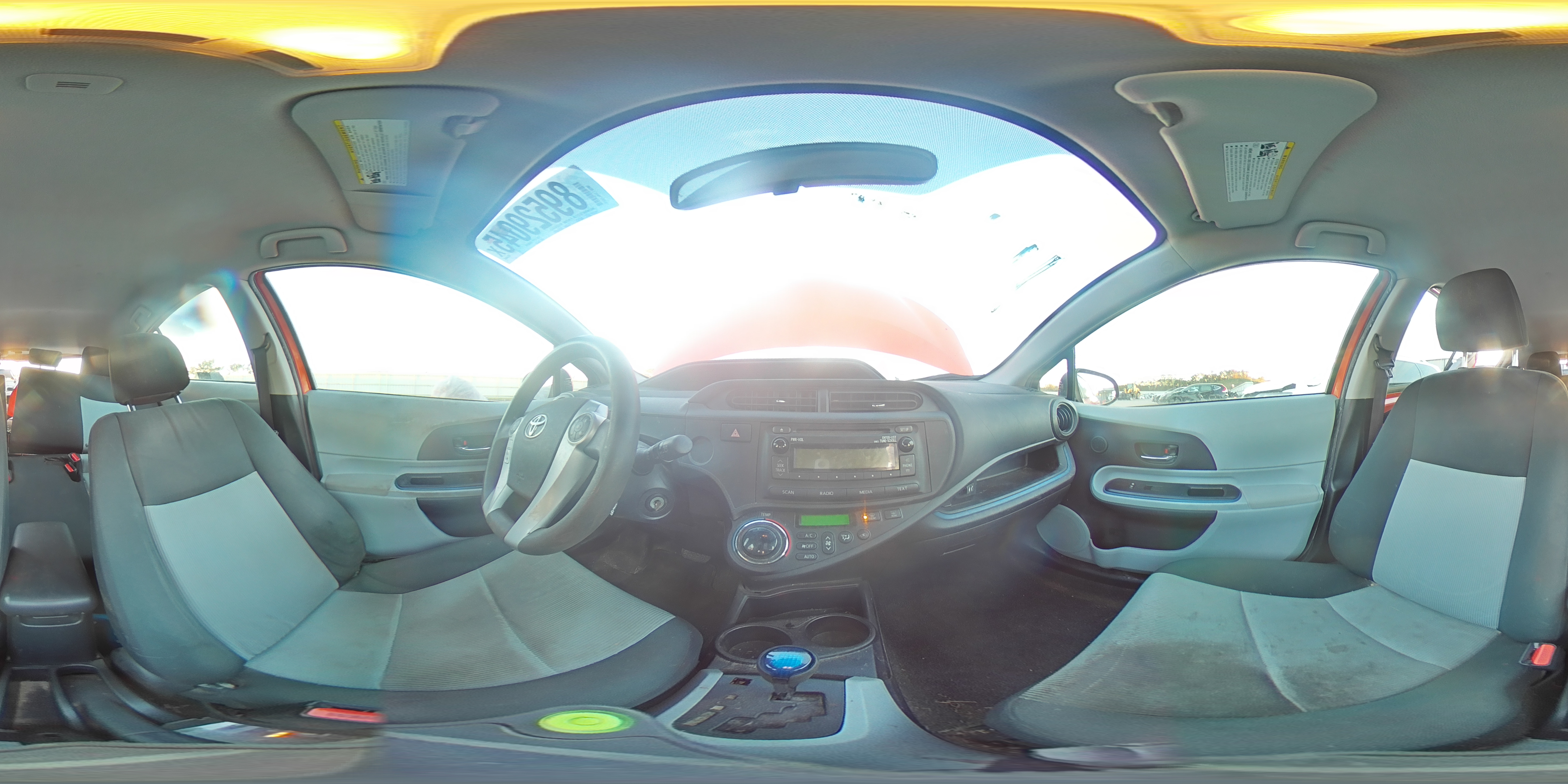 2013 Toyota Prius C VIN: JTDKDTB33D1044239 Lot: 89529045