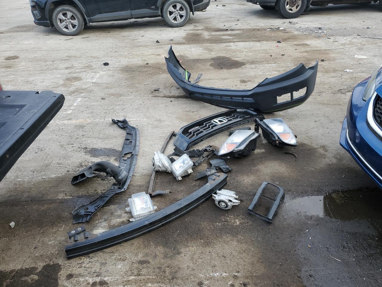 2014 Honda Ridgeline Sport VIN: 5FPYK1F77EB001413 Lot: 86088355