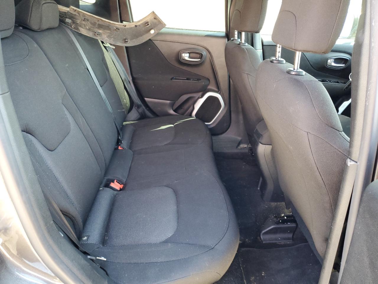 2018 Jeep Renegade Sport VIN: ZACCJBAB7JPJ53649 Lot: 84069075