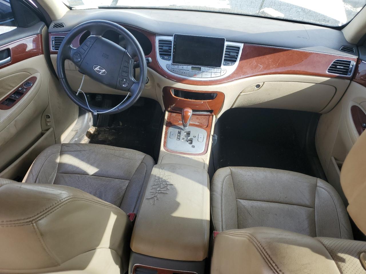 2012 Hyundai Genesis 3.8L VIN: KMHGC4DDXCU178016 Lot: 81865825