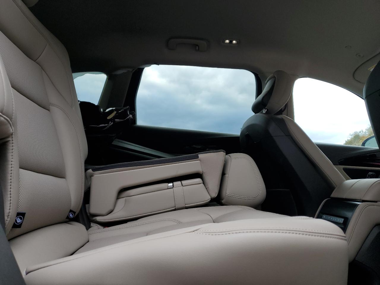 2024 Lincoln Nautilus Premiere VIN: 5LMPJ8J42RJ794804 Lot: 90081135