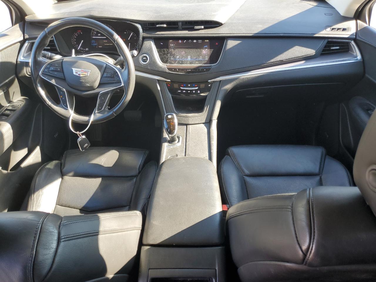 2017 Cadillac Xt5 Luxury VIN: 1GYKNDRS8HZ127456 Lot: 89872605