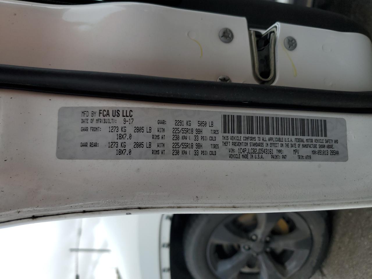 2018 Jeep Cherokee Latitude VIN: 1C4PJLCB2JD543161 Lot: 90352675